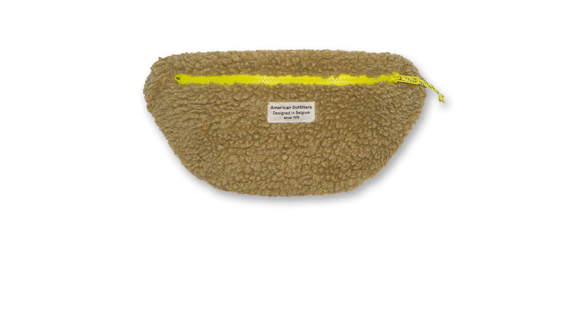 AO76 Musti Fur Bag Willow Green