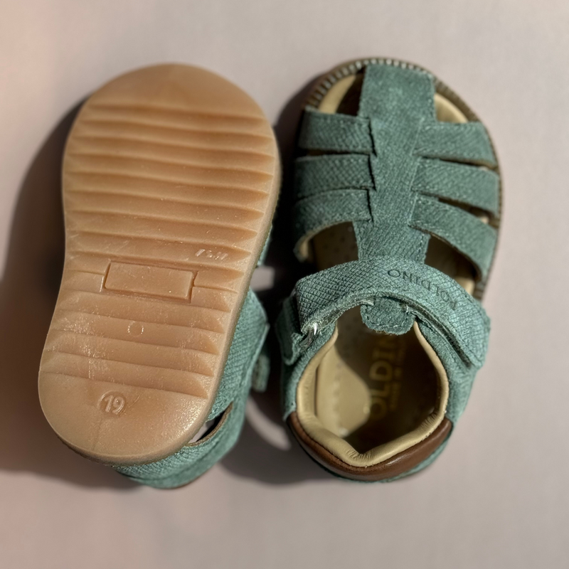 Poldino Eerste Sandaaltje Hedge Green (maat 19-23)