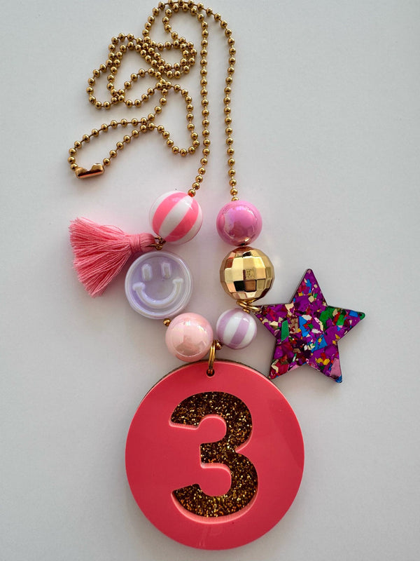 ByMelo Verjaardagsketting Roze/Glitter 3 Jaar