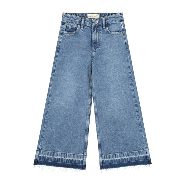 Charlie Petite Isae Flaired Jeans