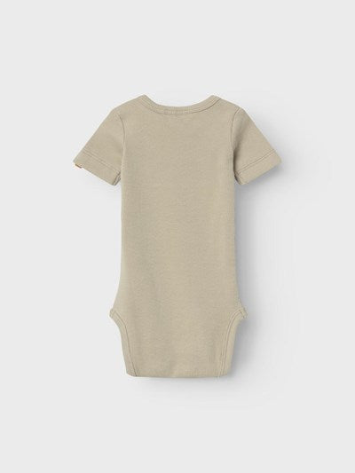 Lil Atelier Fan SS Slim Body Lil Moss Gray