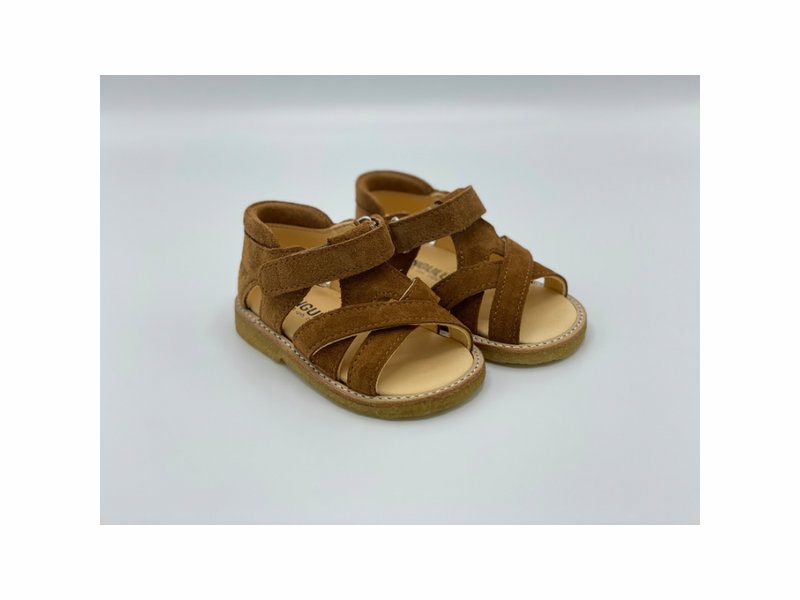 ANGULUS - EERSTE GELSOTEN SANDAALTJE - SUEDE - VELCRO  - COGNAC